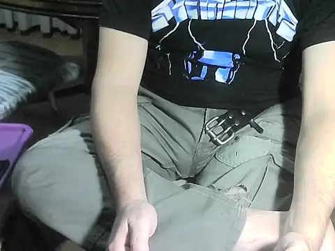 Snapshot of OreCam chatting on 03.10.26 OreCam online show from 03.10.26