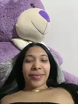 Snapshot of KarolRojas_22 chatting on 07.08.26 KarolRojas 22 online show from 07.08.26
