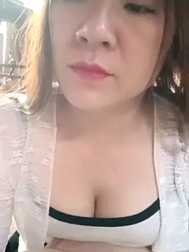 Lily-ross22 online show from 12.21.25