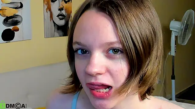 Olivia Riesz online show from 06.12.26
