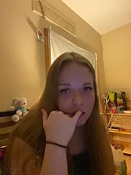 Snapshot of SmirkFans chatting on 02.19.26 SmirkFans online show from 02.19.26