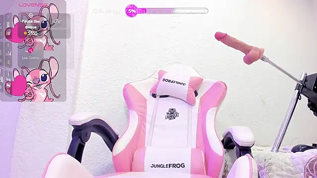 VALERIAQUEENTS   online show from 06.26.26