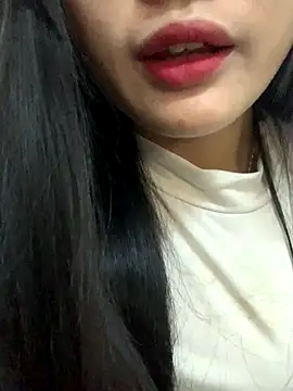 Snapshot of lana-kan chatting on 12.21.25 lana-kan online show from 12.21.25