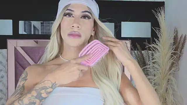 megan lenon online show from 02.04.26