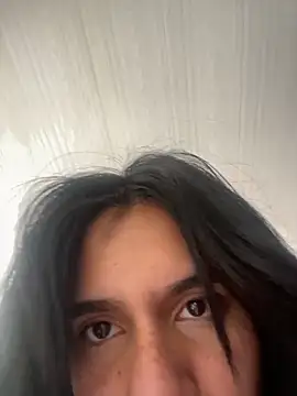 SaraAndrade  online show from 03.17.26