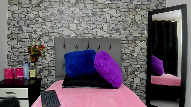 Snapshot of angel_pink7 chatting on 11.27.25 angel pink7 online show from 11.27.25