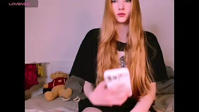 Snapshot of _Milana_Sparkl75_ chatting on 02.12.26 Milana Sparkl75 online show from 02.12.26