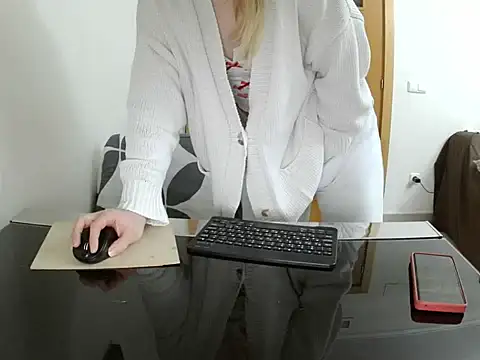 Adelyxveex online show from 12.05.25