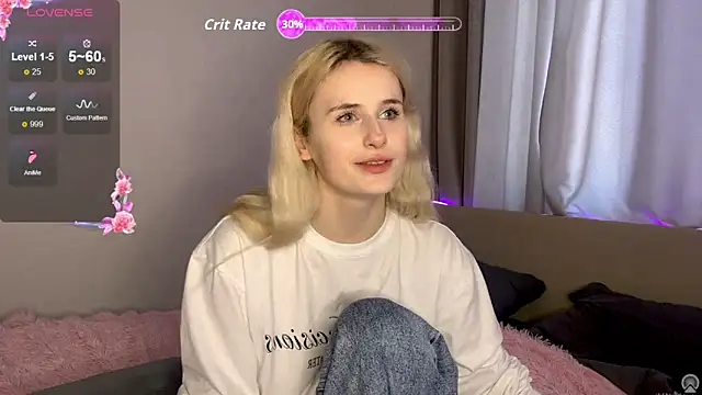 Snapshot of MilaElin chatting on 03.15.26 MilaElin online show from 03.15.26