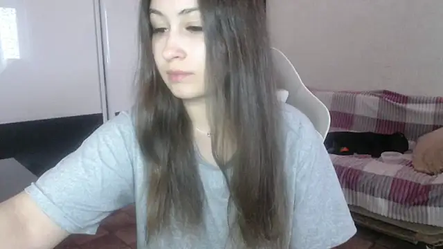 Snapshot of ElviraCutiee chatting on 03.12.26 ElviraCutiee online show from 03.12.26