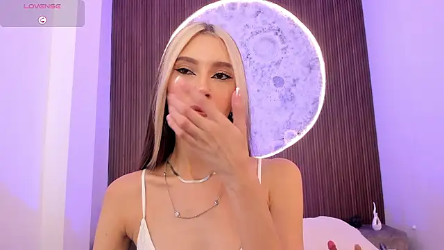 IvannaVolk  online show from 03.19.26