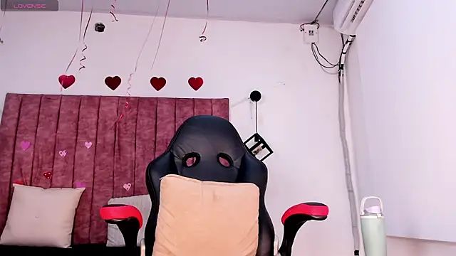 Snapshot of Noah_Katz chatting on 02.24.26 Noah Katz online show from 02.24.26