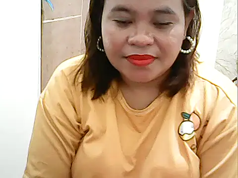 Snapshot of cutechubby chatting on 01.12.26 cutechubby online show from 01.12.26