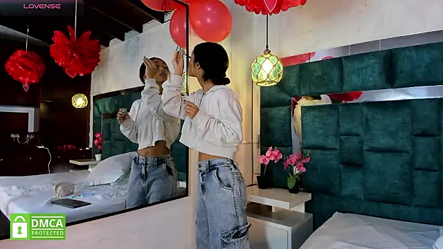  bonnyandclyde online show from 02.18.26