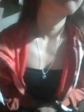 Snapshot of tieutam122 chatting on 12.18.25 tieutam122 online show from 12.18.25