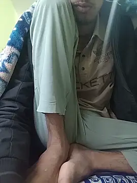 Snapshot of handsome_boy07 chatting on 12.03.25 handsome boy07 online show from 12.03.25