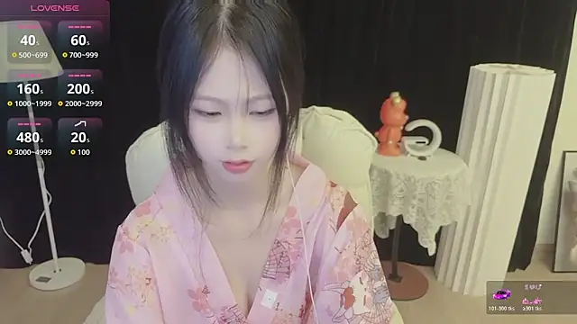 Snapshot of -Annababy chatting on 04.26.26 -Annababy online show from 04.26.26