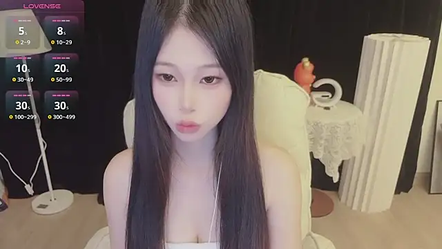 Snapshot of -Annababy chatting on 04.29.26 -Annababy online show from 04.29.26