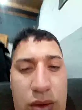 Alvarezz0202 online show from 05.22.26