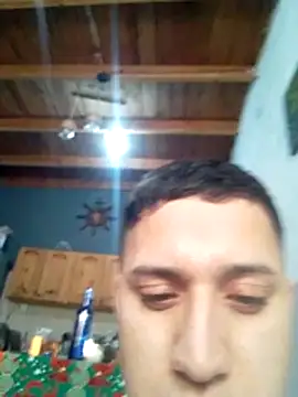 Alvarezz0202 online show from 05.26.26