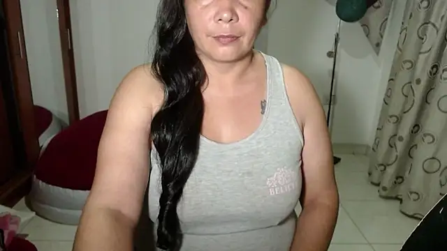 vivian-milf online show from 02.20.26