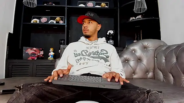 Brand Collins online show from 01.10.26