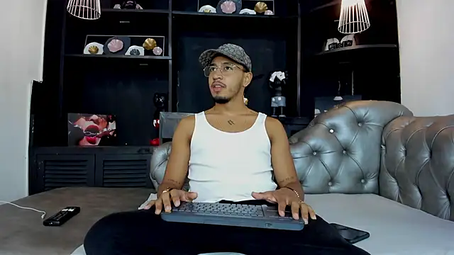 Brand Collins online show from 01.16.26