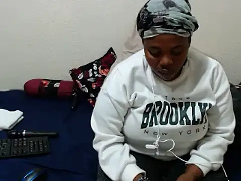 KittyPussyZA online show from 05.05.26