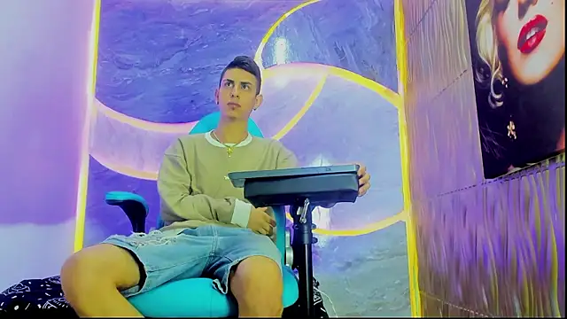 twink scott  online show from 02.03.26