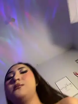 Snapshot of Diannellove chatting on 02.21.26 Diannellove online show from 02.21.26