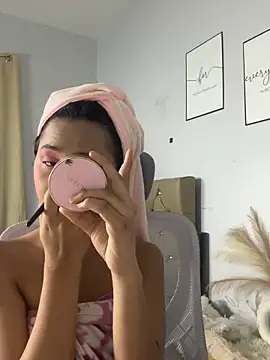 Diannellove online show from 05.03.26