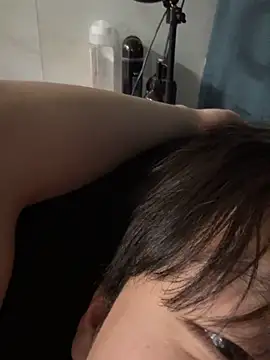 Snapshot of powq05 chatting on 02.28.26 powq05 online show from 02.28.26