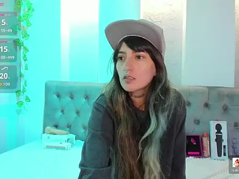 Snapshot of Dark_Dominika chatting on 03.25.26 Dark Dominika online show from 03.25.26