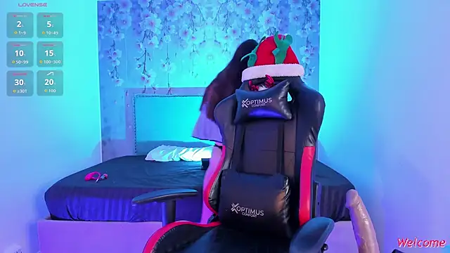 Snapshot of Anthonela_art chatting on 12.17.25 Anthonela art online show from 12.17.25