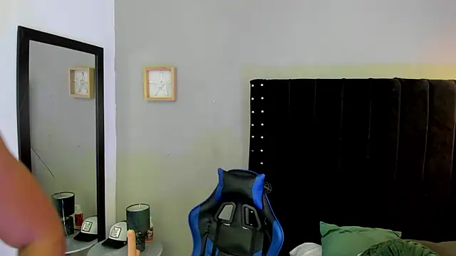 Snapshot of Bryan_robayo5 chatting on 01.11.26 Bryan robayo5 online show from 01.11.26