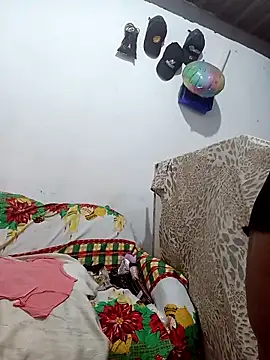 Snapshot of Morena95hot- chatting on 12.17.25 Morena95hot- online show from 12.17.25