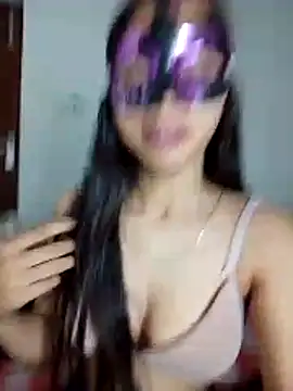 Snapshot of Cute_Girl_27 chatting on 02.10.26 Cute Girl 27 online show from 02.10.26