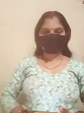 Pooja bhabhi00 online show from 01.12.26