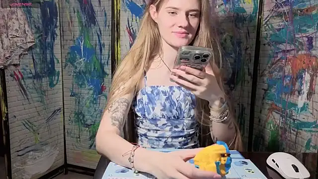 Snapshot of Adell_Love chatting on 05.20.26 Adell Love online show from 05.20.26