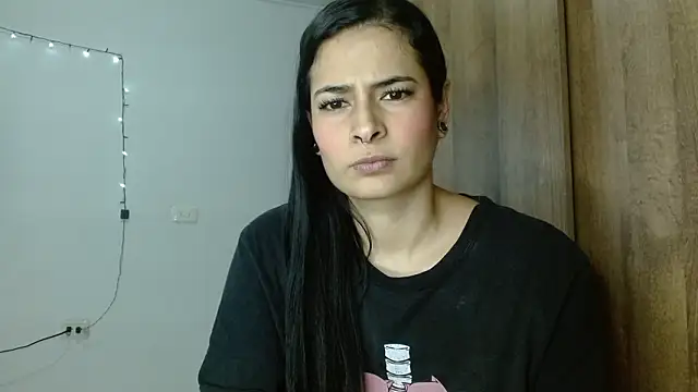 Snapshot of DARKJOLIE7 chatting on 02.01.26 DARKJOLIE7 online show from 02.01.26