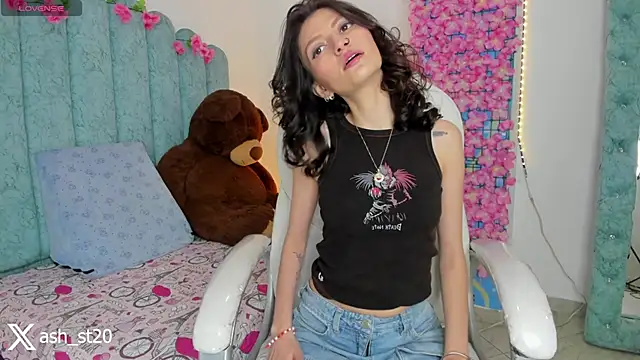 Ash 20  online show from 04.25.26