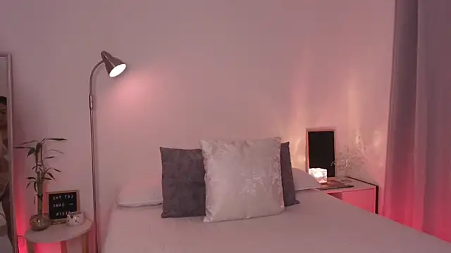 Snapshot of fluffycurls chatting on 03.19.26 fluffycurls online show from 03.19.26