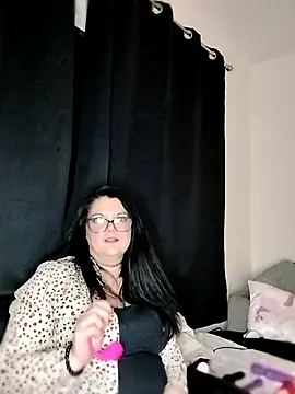 Snapshot of Hot_ScotchXX chatting on 01.17.26 Hot ScotchXX online show from 01.17.26