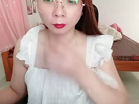 Snapshot of BabyDoll1999 chatting on 05.27.26 BabyDoll1999 online show from 05.27.26
