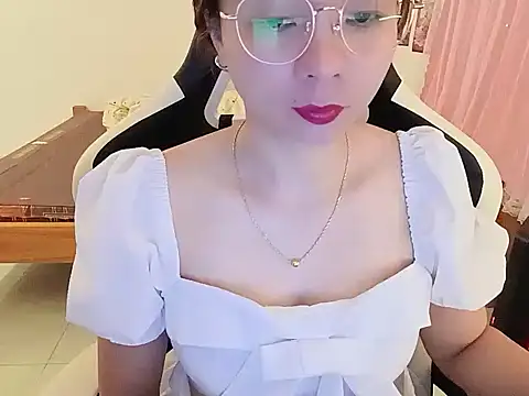 Snapshot of BabyDoll1999 chatting on 07.02.26 BabyDoll1999 online show from 07.02.26
