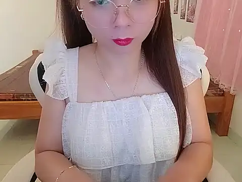 Snapshot of BabyDoll1999 chatting on 07.23.26 BabyDoll1999 online show from 07.23.26