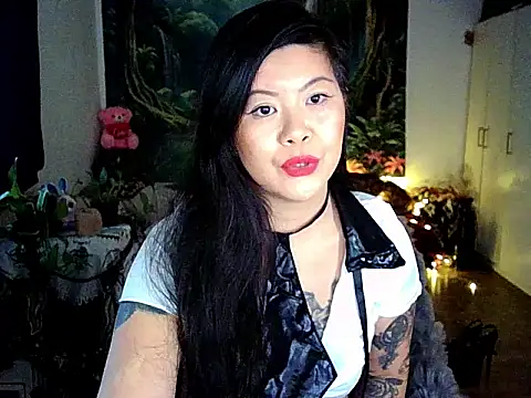 Snapshot of GoddessSweety chatting on 01.16.26 GoddessSweety online show from 01.16.26