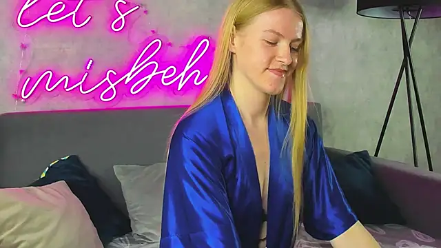 Alicia Hars online show from 04.23.26