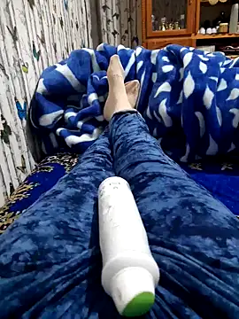 Snapshot of Norhan_sexi chatting on 02.21.26 Norhan sexi online show from 02.21.26