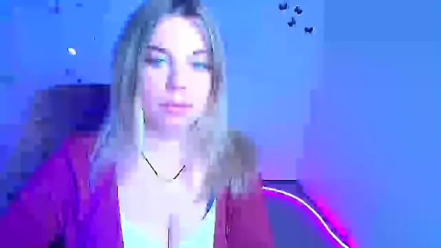 Amanda Swannn online show from 04.30.26